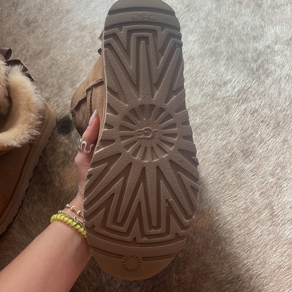 Ugg Boots - Picture 6 of 6